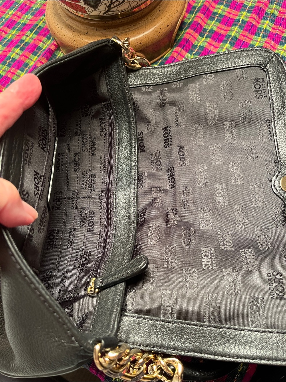 Michael Kors Black Leather Shoulder Bag with Gold MK Emblem - Picture 6 of 14